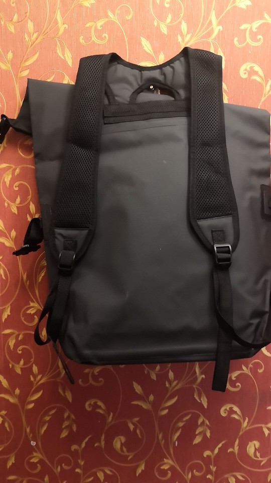 25-Litre Waterproof Dry Bag Backpack – Jet Set Generation